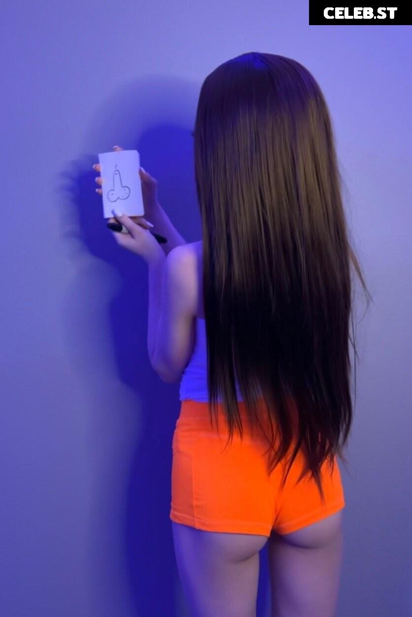 Strawbeariemilkk / strawwberrymiilkk / straw_milkk / Strawbearie / mimibear Image 3722627