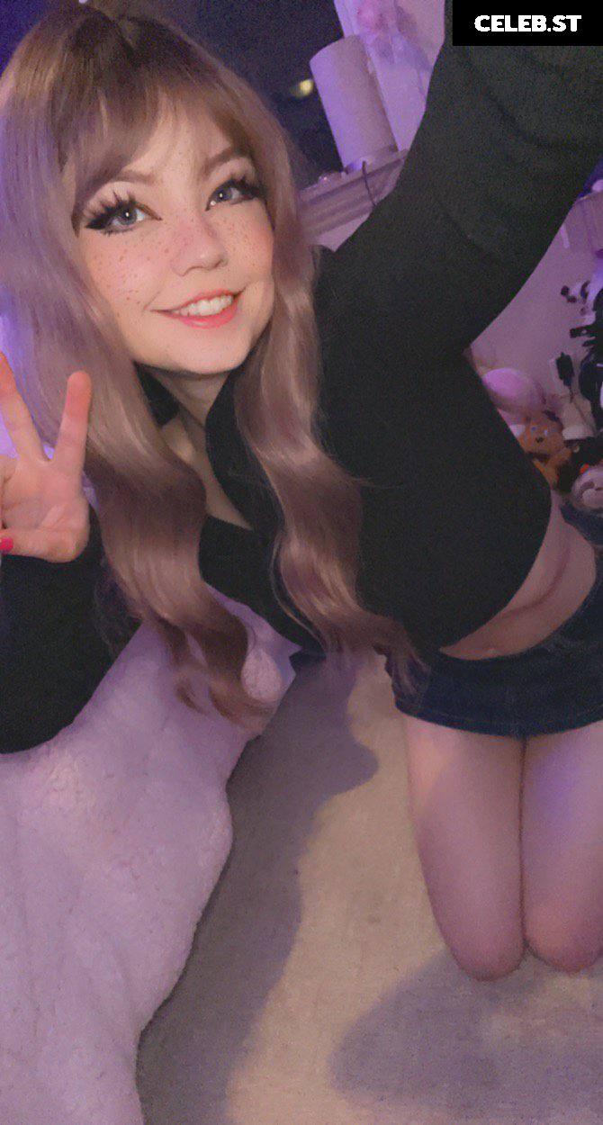 Strawbeariemilkk / strawwberrymiilkk / straw_milkk / Strawbearie / mimibear Image 3714253