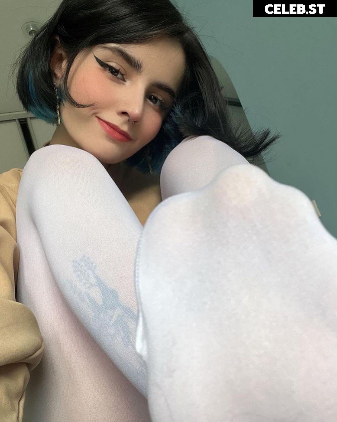 Loonassoftfeet Image 3712038