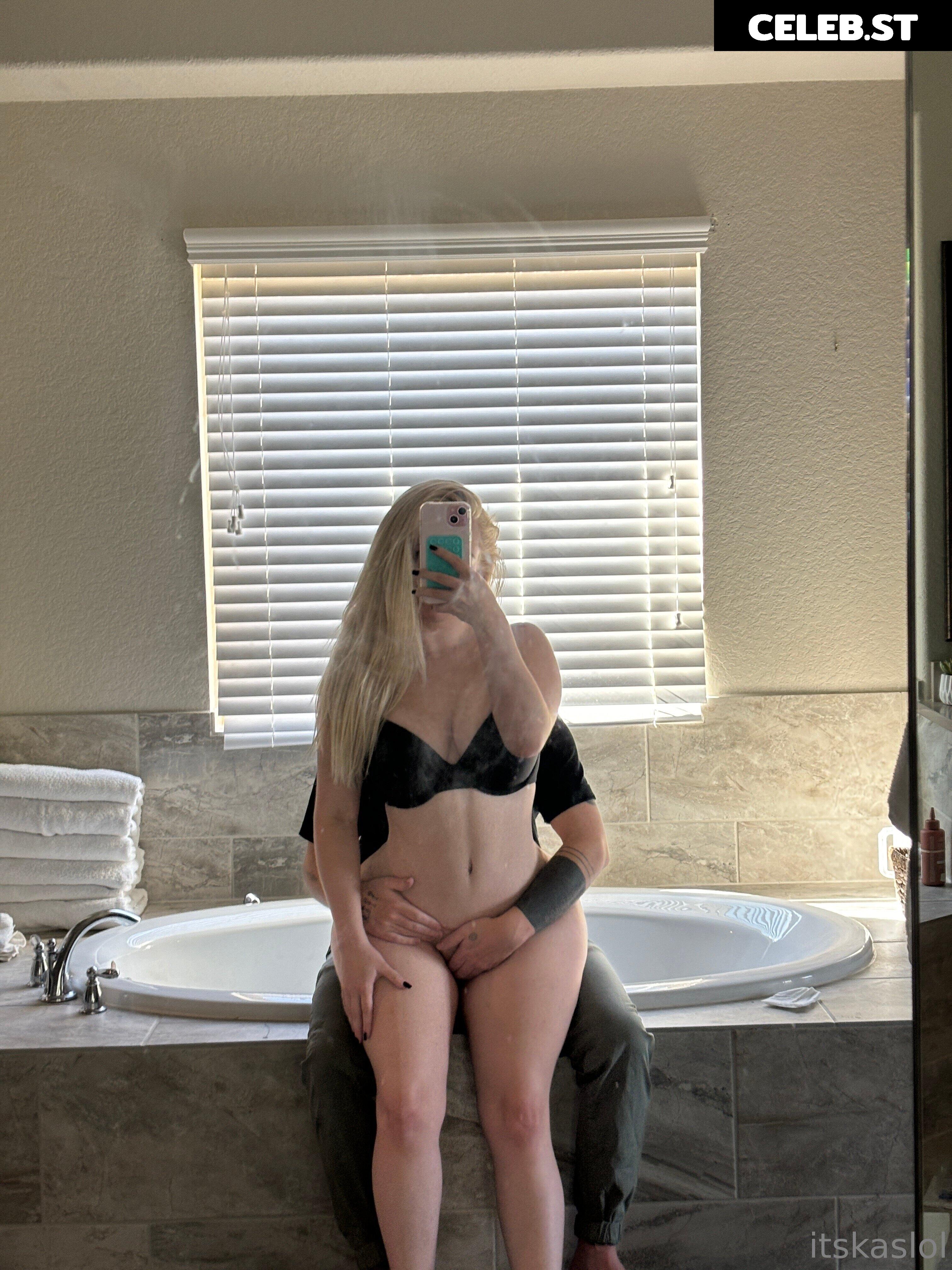 Skyiiah / itskaslol / kas / SkyWallace Image 3710390