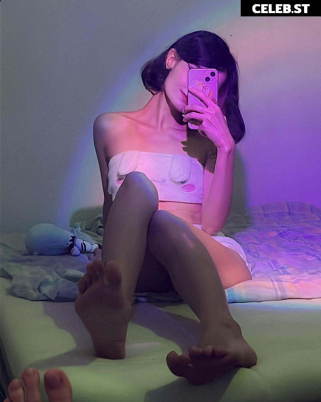 Loonassoftfeet Image 3719537