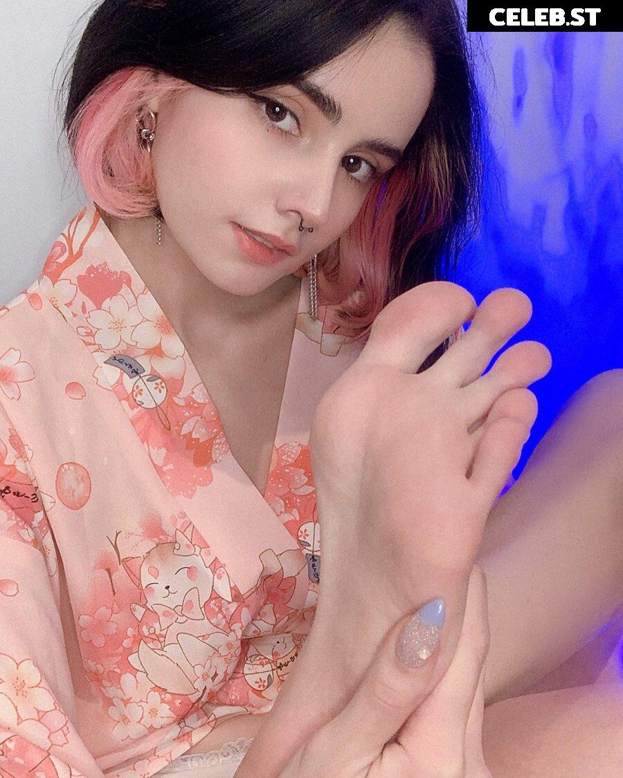 Loonassoftfeet Image 3703580