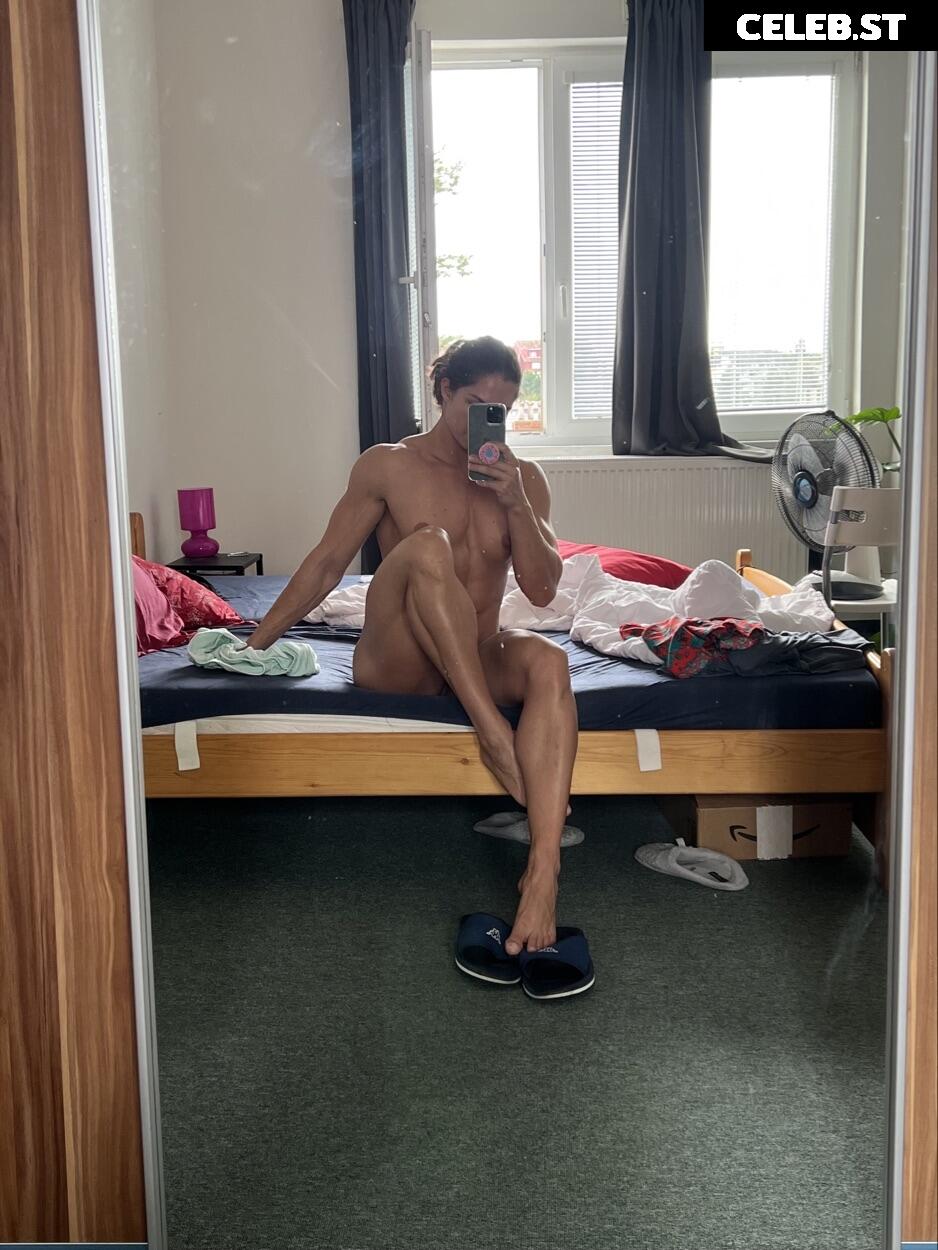 Vladislava Galagan Image 3091693