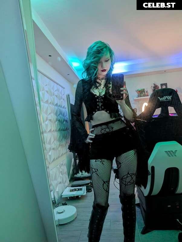 Little Emo Kitten Image 3098642