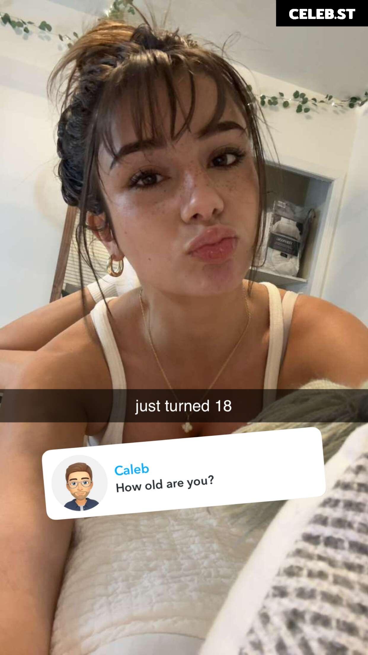 Mikayla Campinos Image 3071148