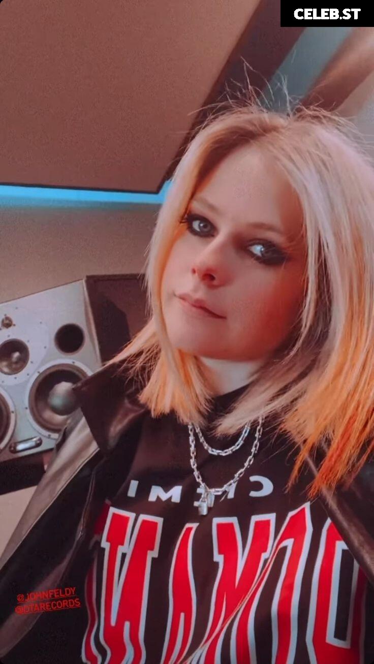 Avril Lavigne Image 3079857