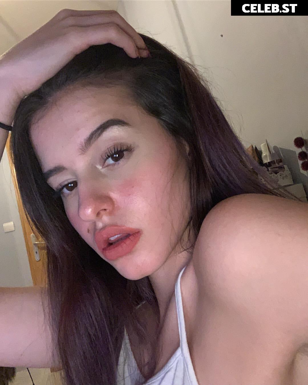 Léa Elui Image 3065756