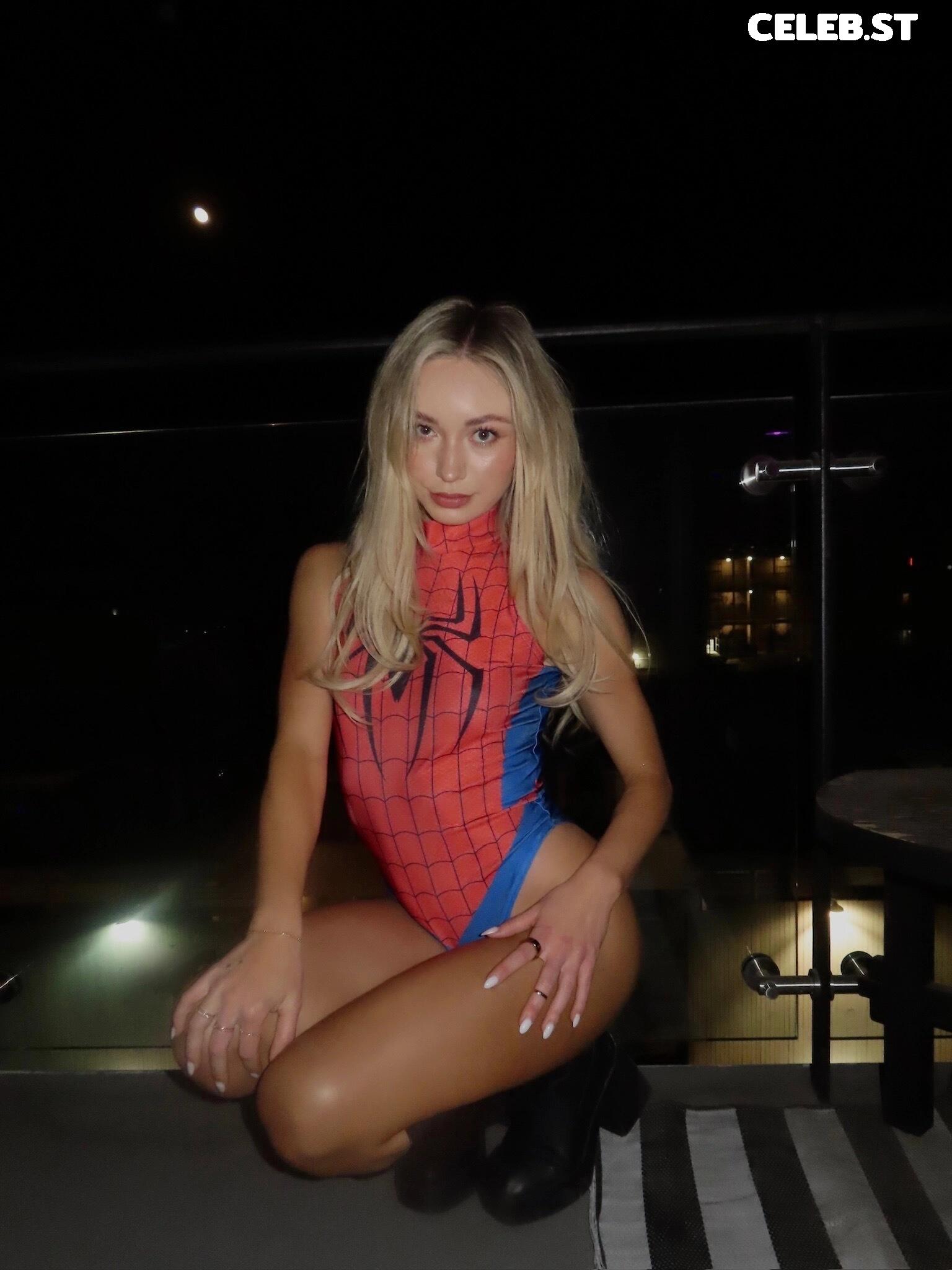 Taylor Hudson Image 3065710