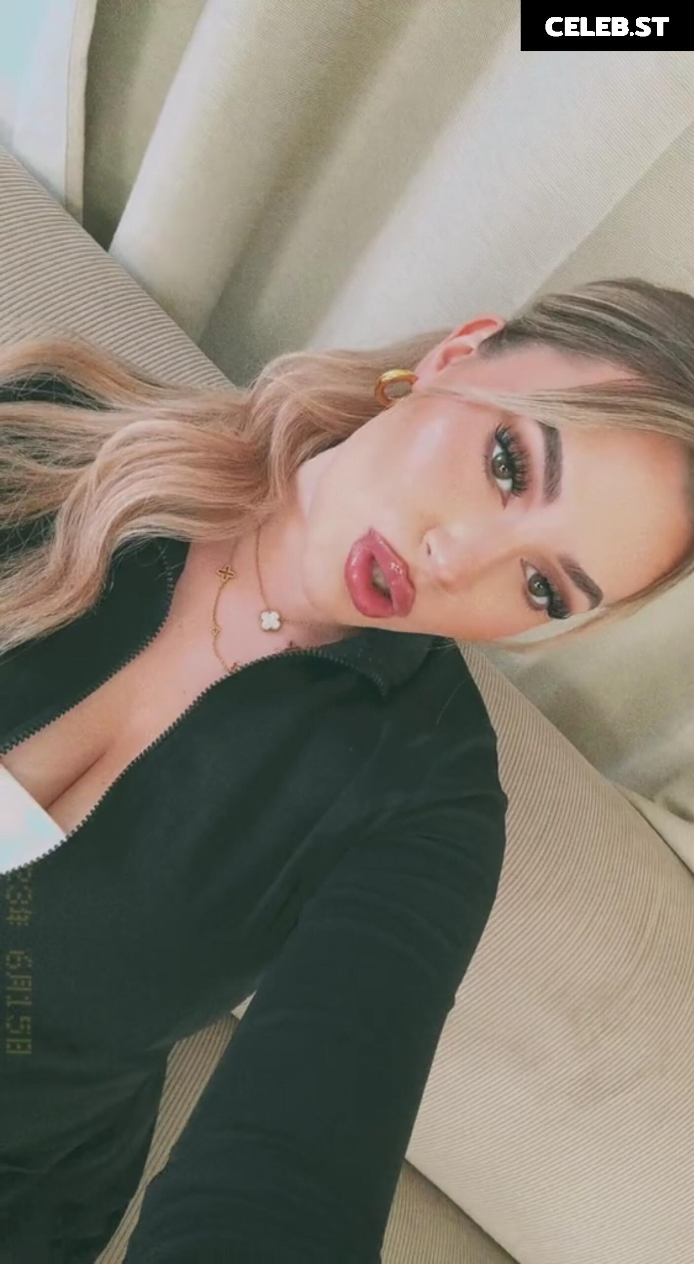 Denise.mski Image 3063585