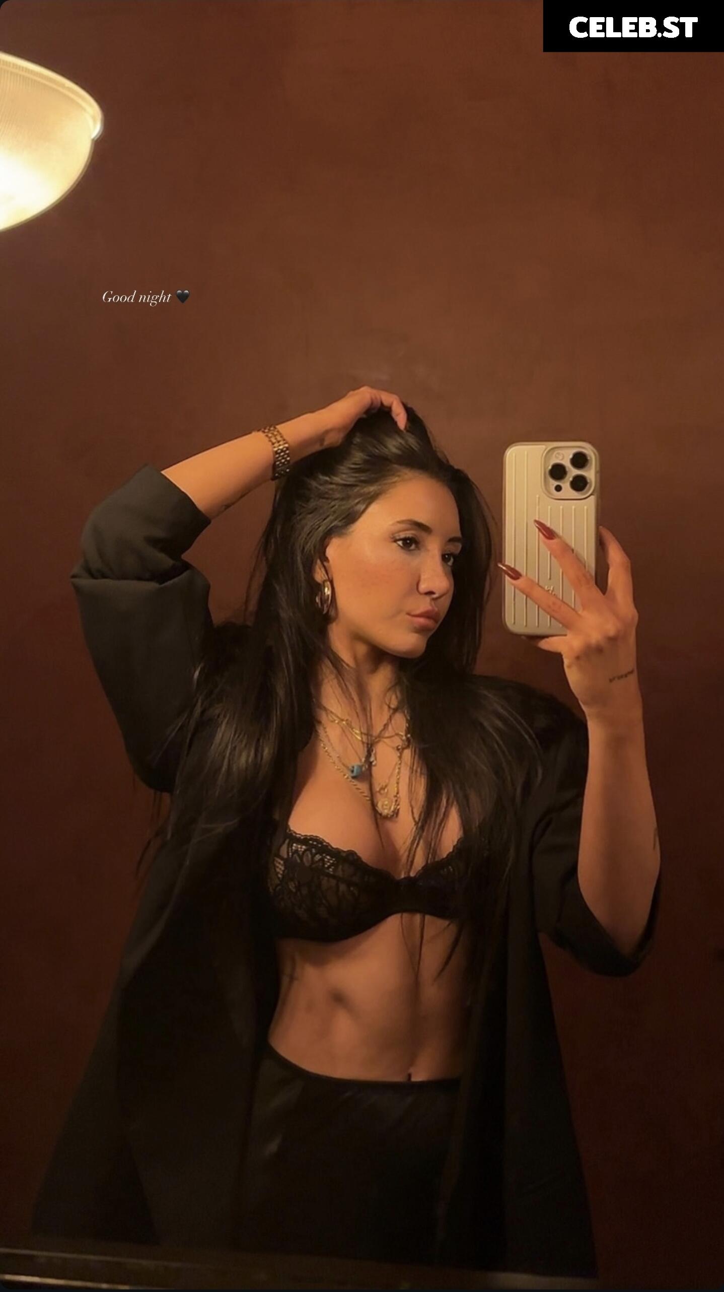 Merve Özkan Image 3063259