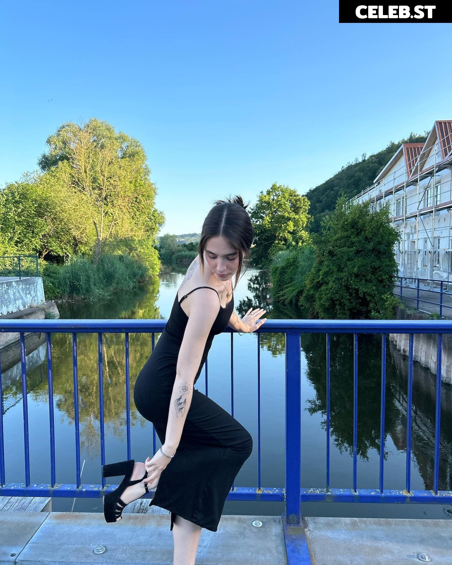 typicallylotti Image 3051936