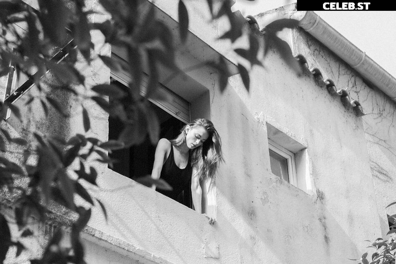 Charleen Weiss Image 3050875