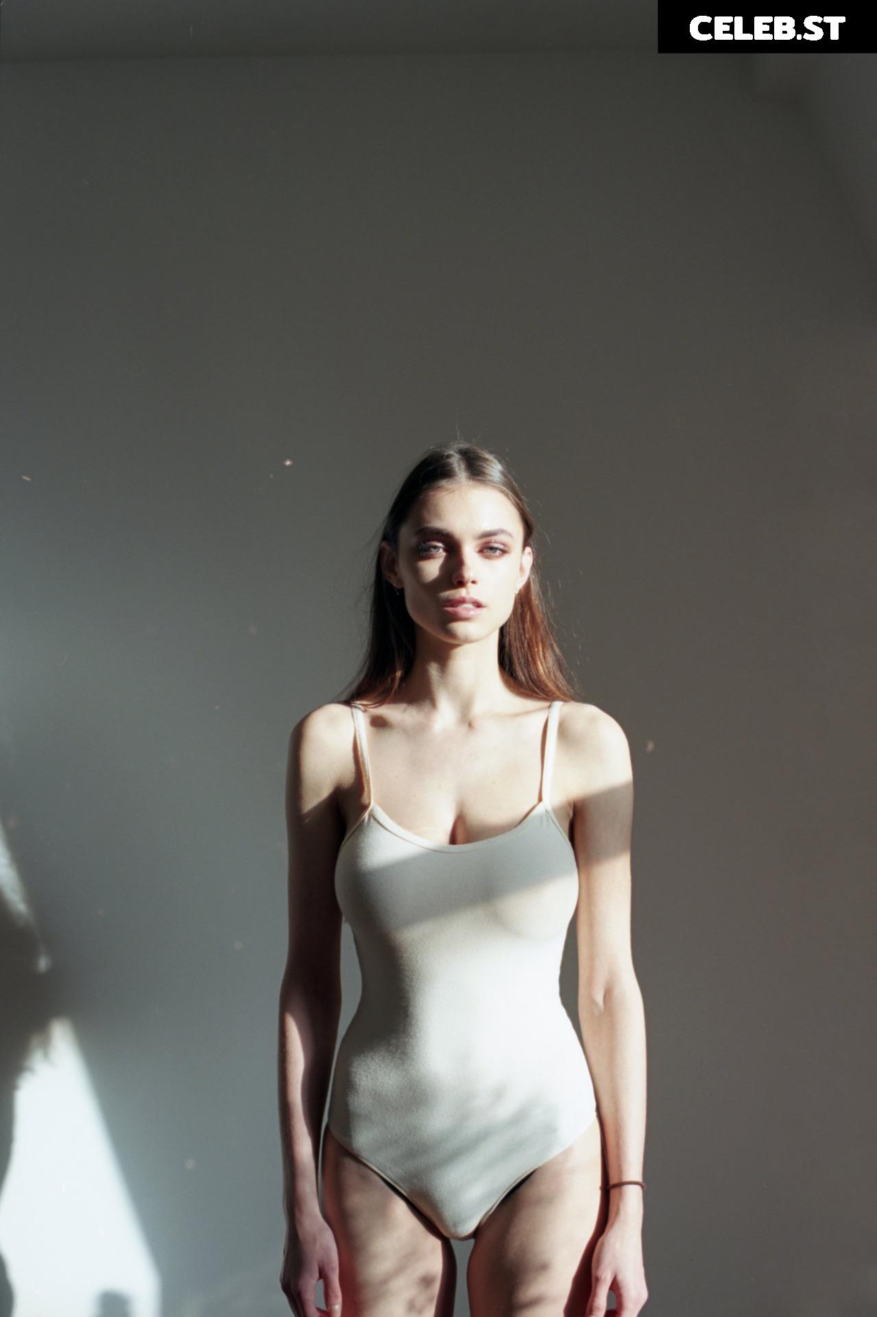 Charleen Weiss Image 3050091