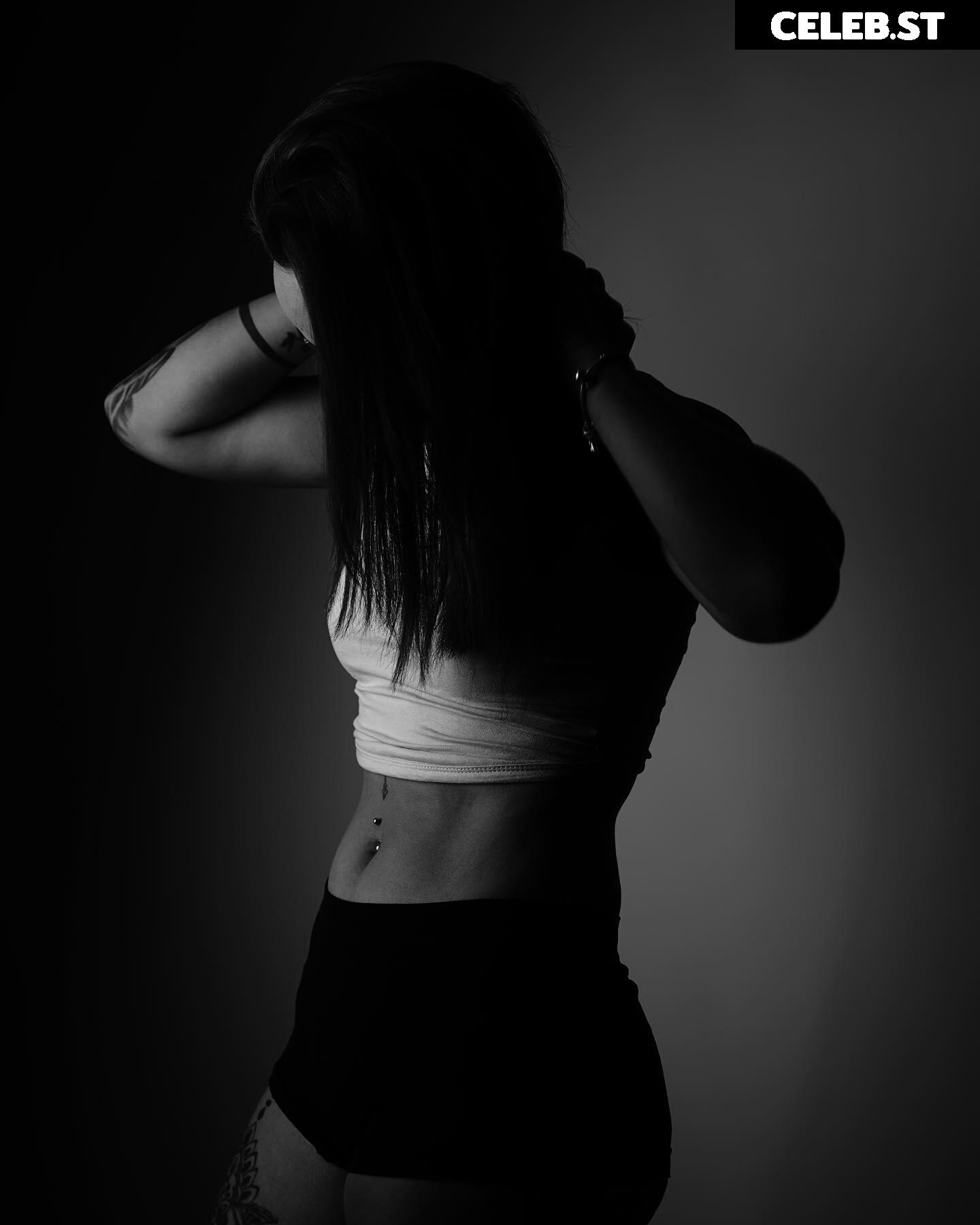 Joana.1994 Image 3059705