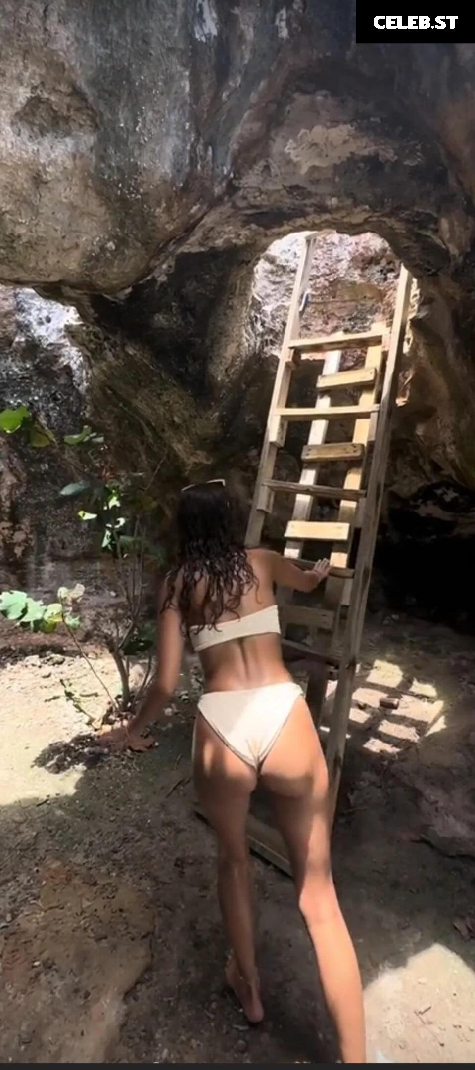 Sophia Weber Image 3041608