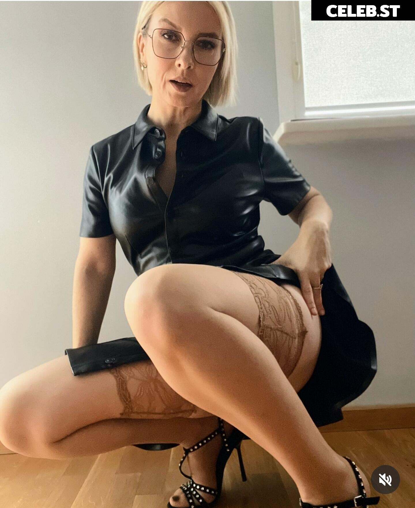 Stylova76 Image 3040463