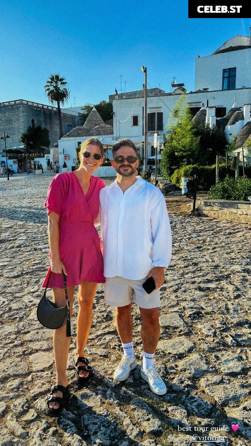 ninathoe Image 3040943