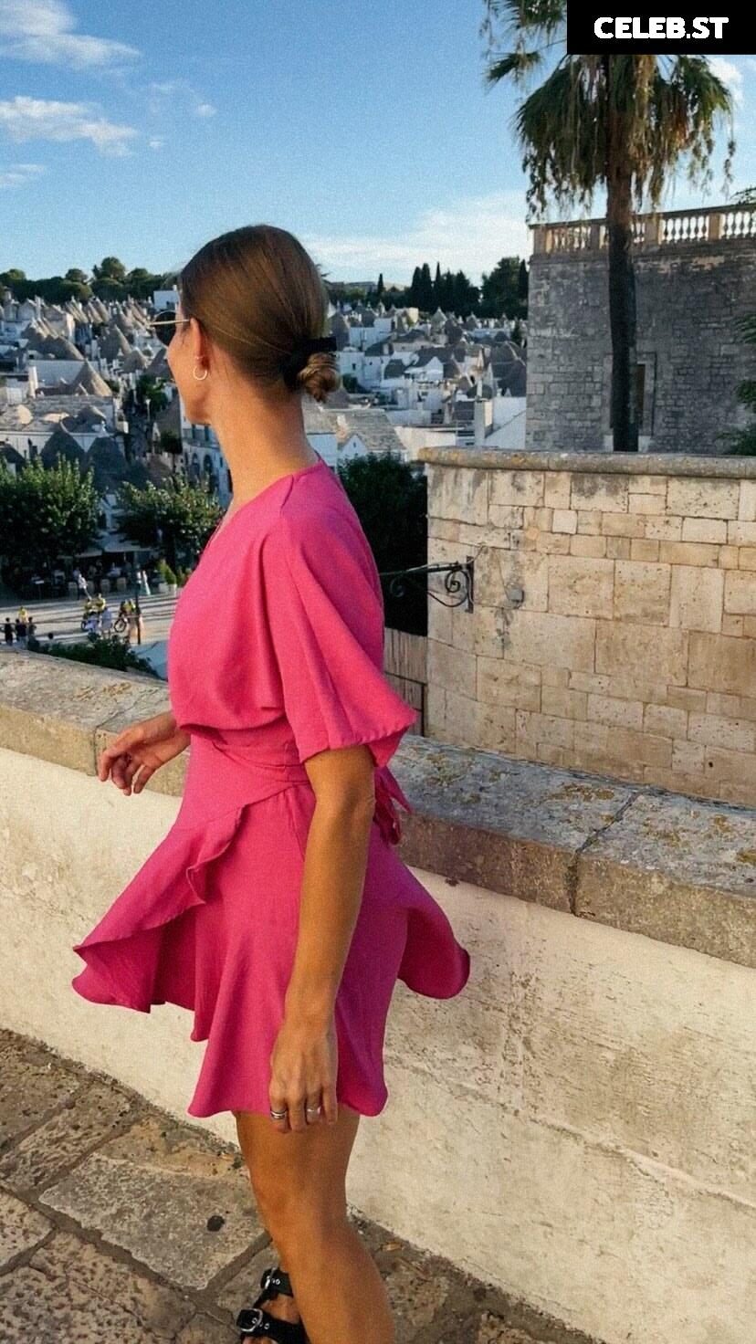 ninathoe Image 3040904