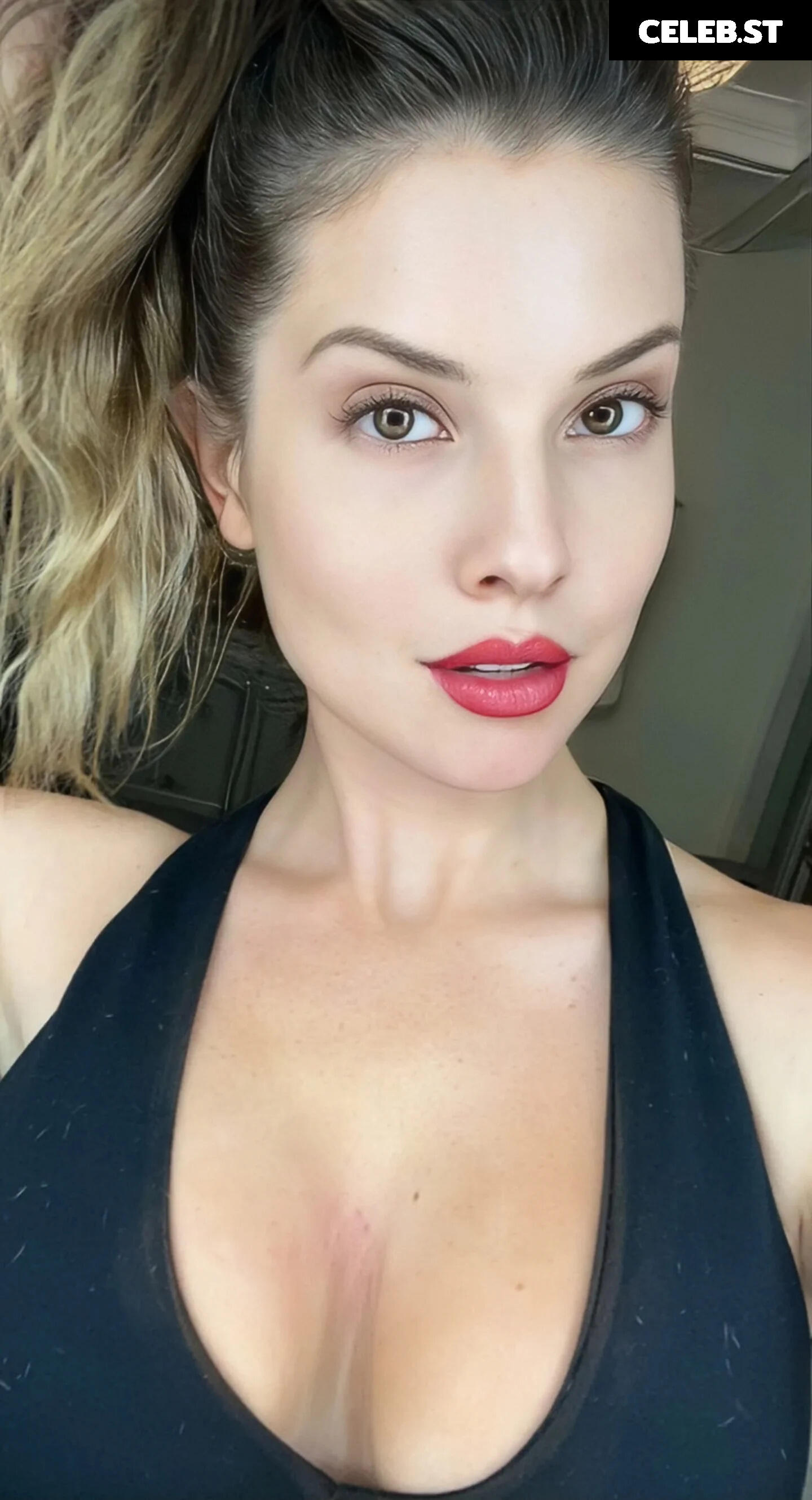 Amanda Cerny Image 3034164