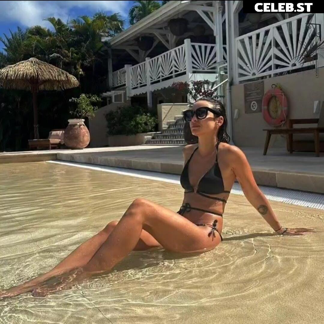 Laure bv Image 3039439