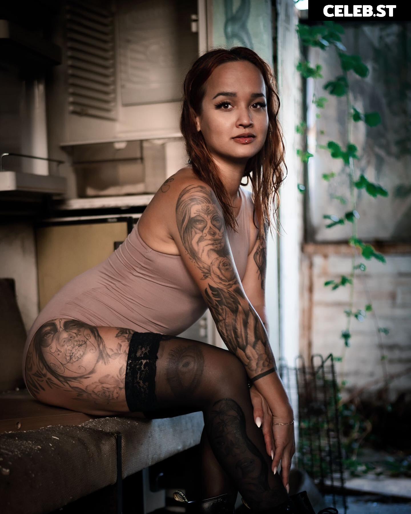 Joana.1994 Image 3023440