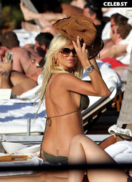 Victoria Silvstedt Image 3012421