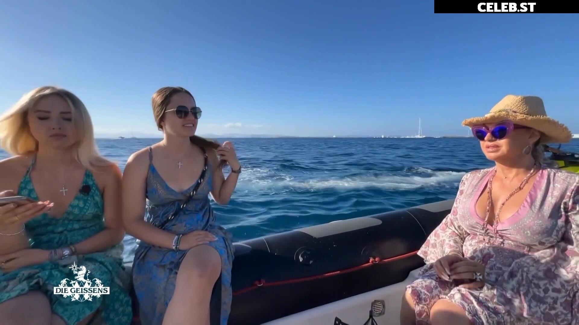 Shania Geiss Image 3012194