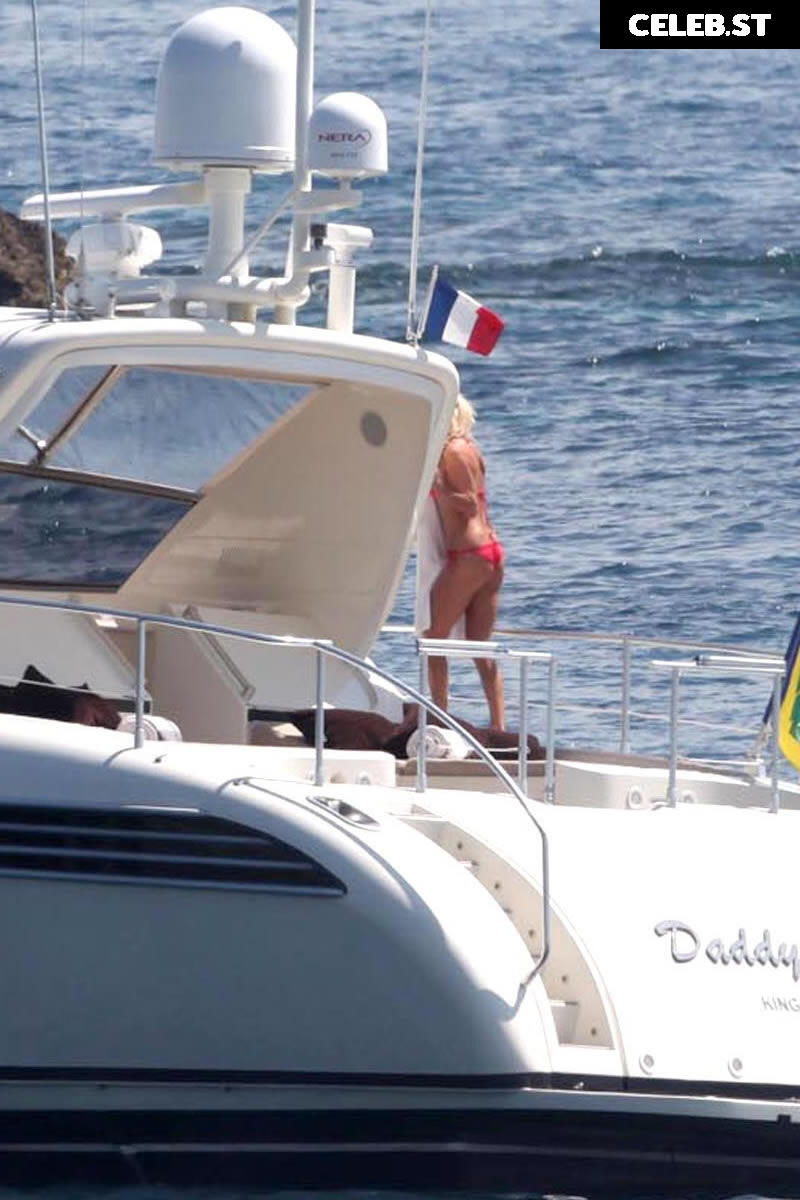 Victoria Silvstedt Image 3012174