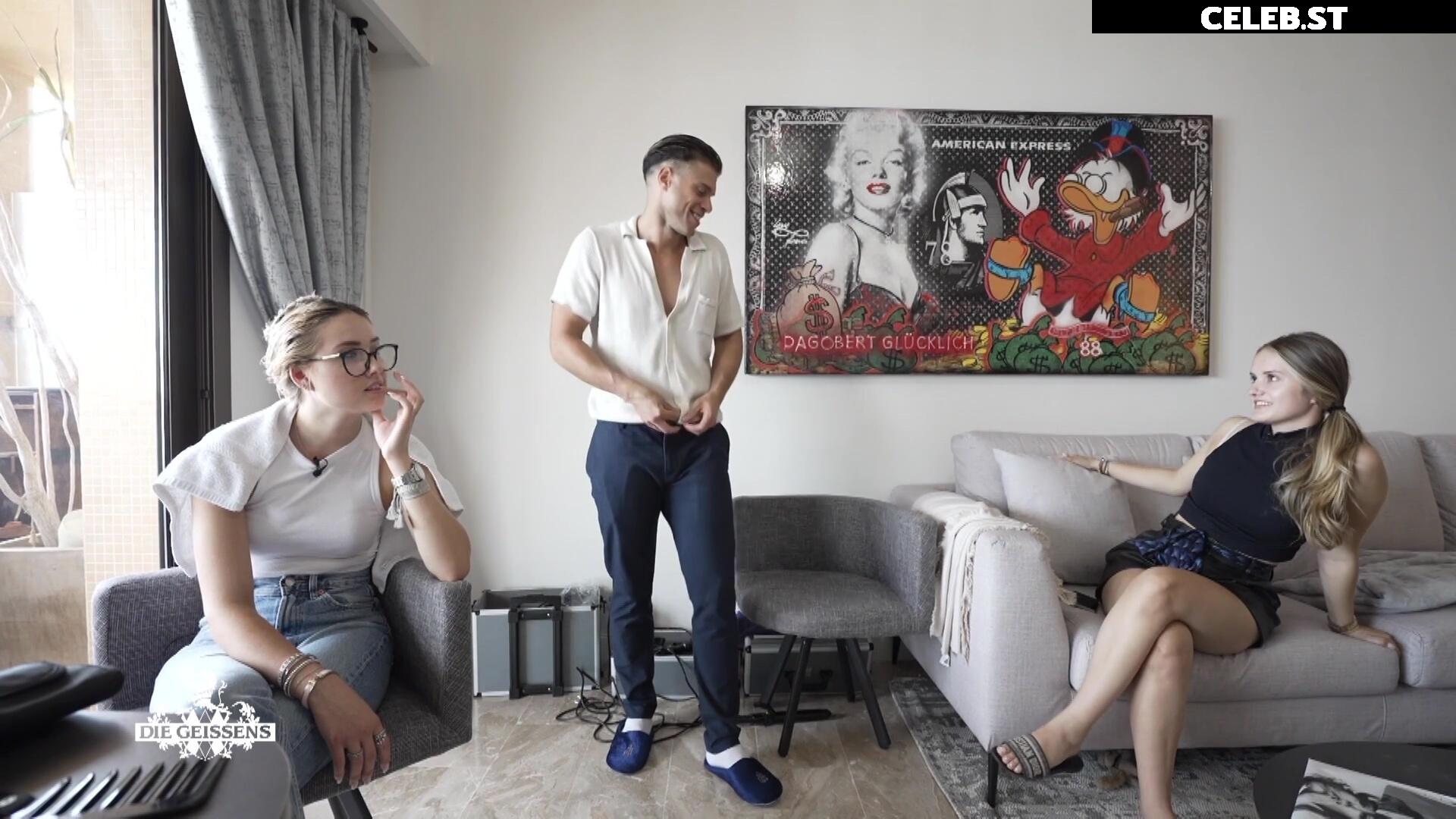 Shania Geiss Image 3012359