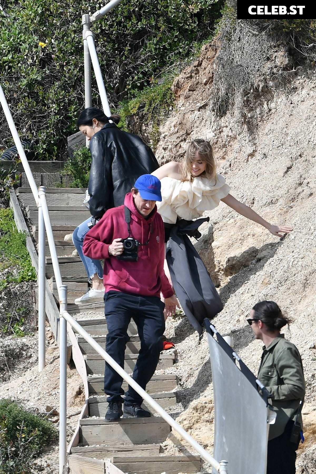 Suki Waterhouse Image 3005337