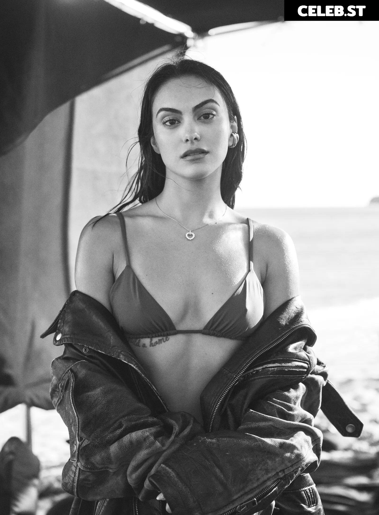 Camila Mendes Image 3006667