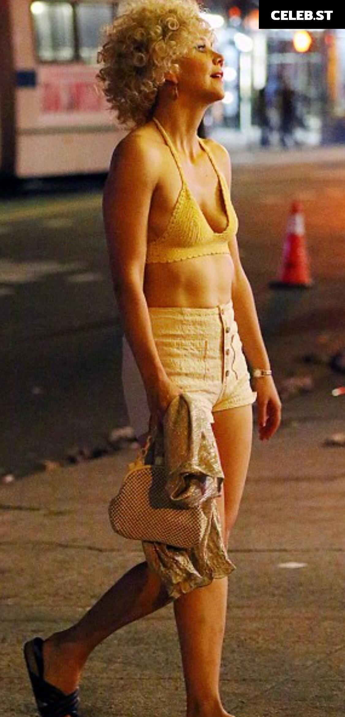 Maggie Gyllenhaal Image 3006960