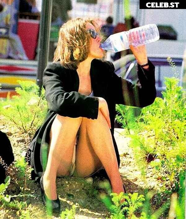 Gillian Anderson Image 3004550