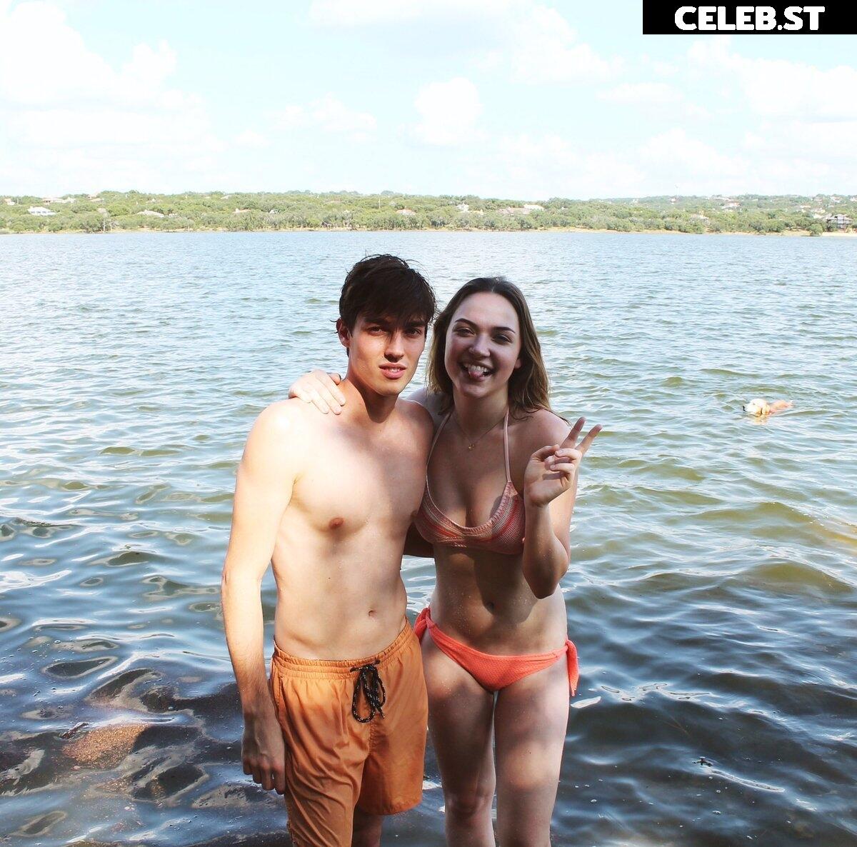 Violett Beane Image 3004706