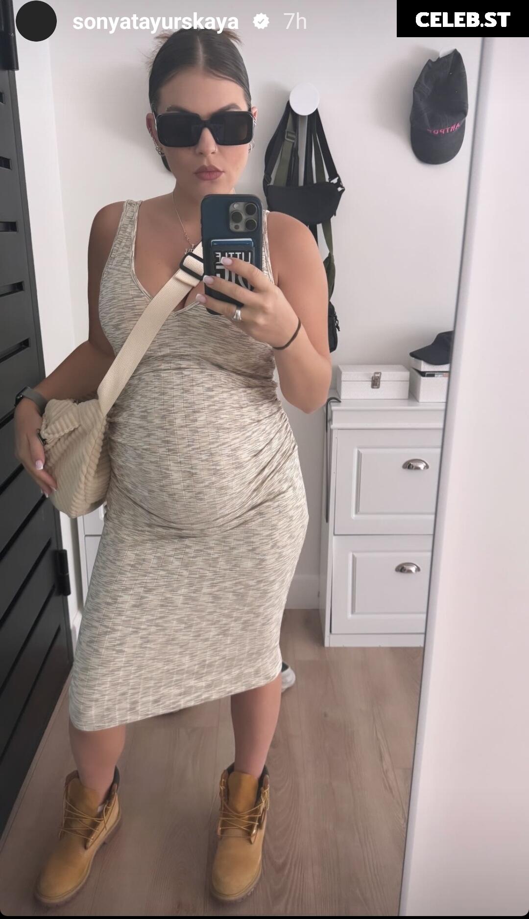 Sonya Tayurskaya Image 3001397