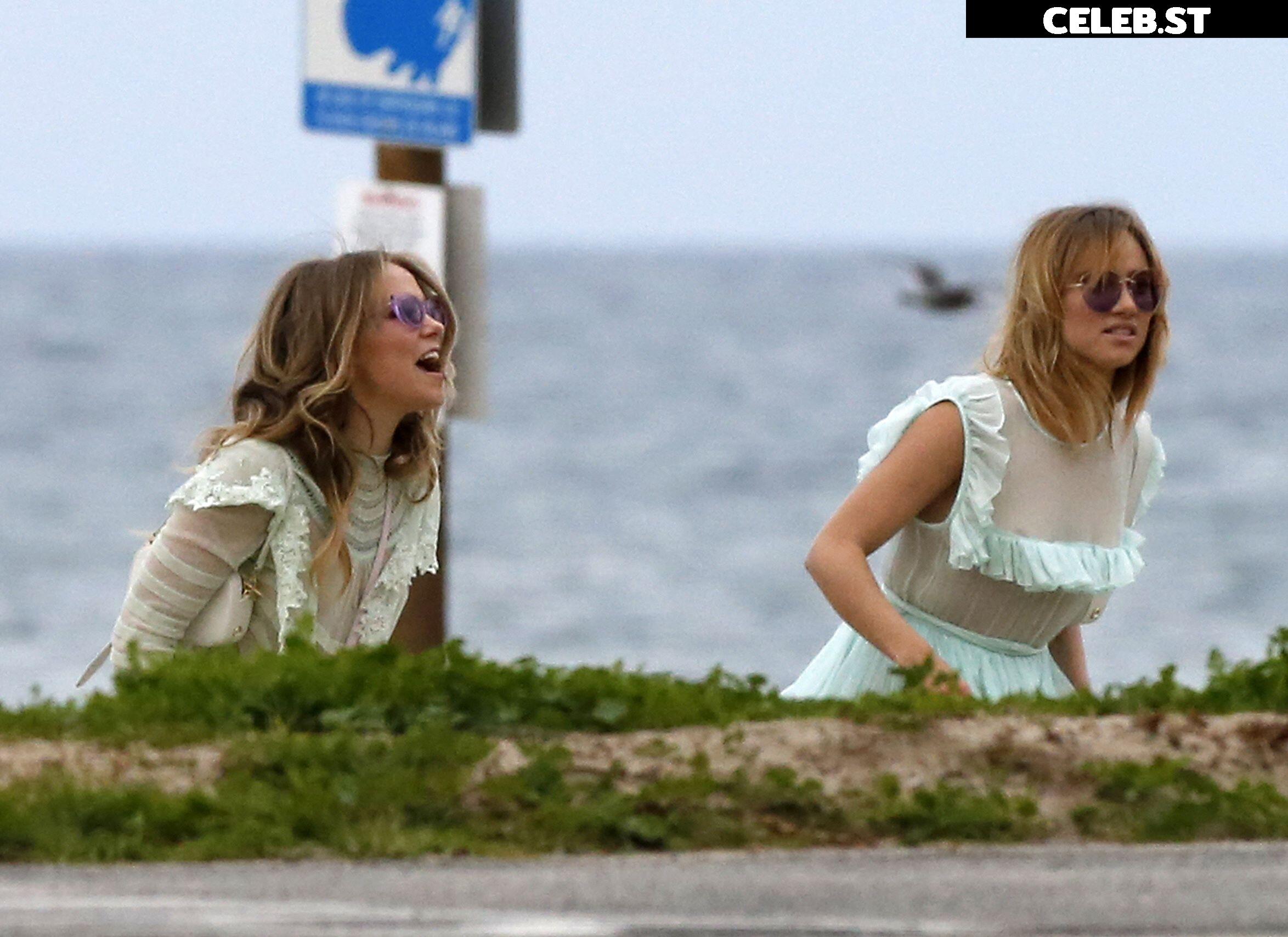 Suki Waterhouse Image 3002243