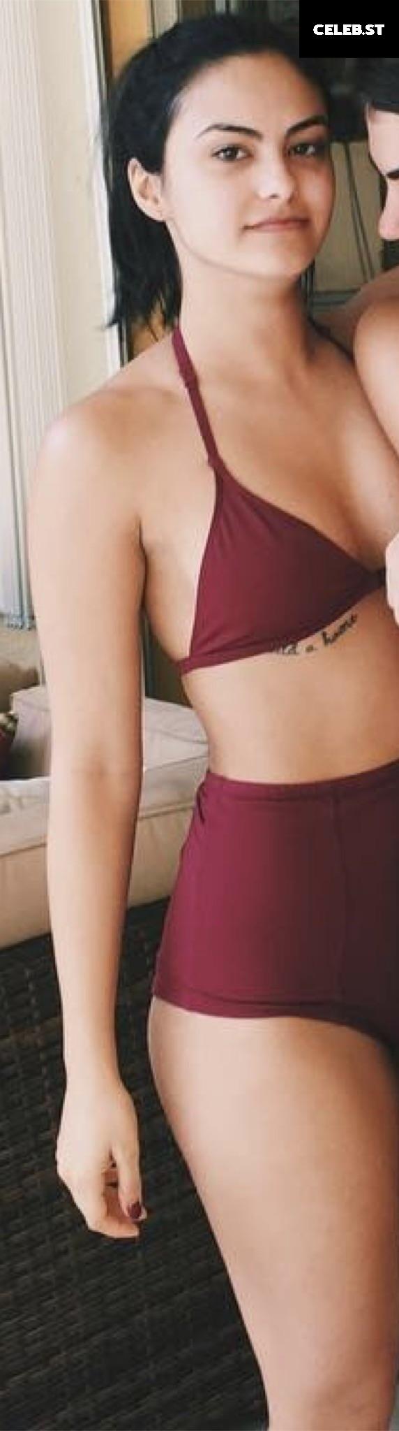 Camila Mendes Image 3003980