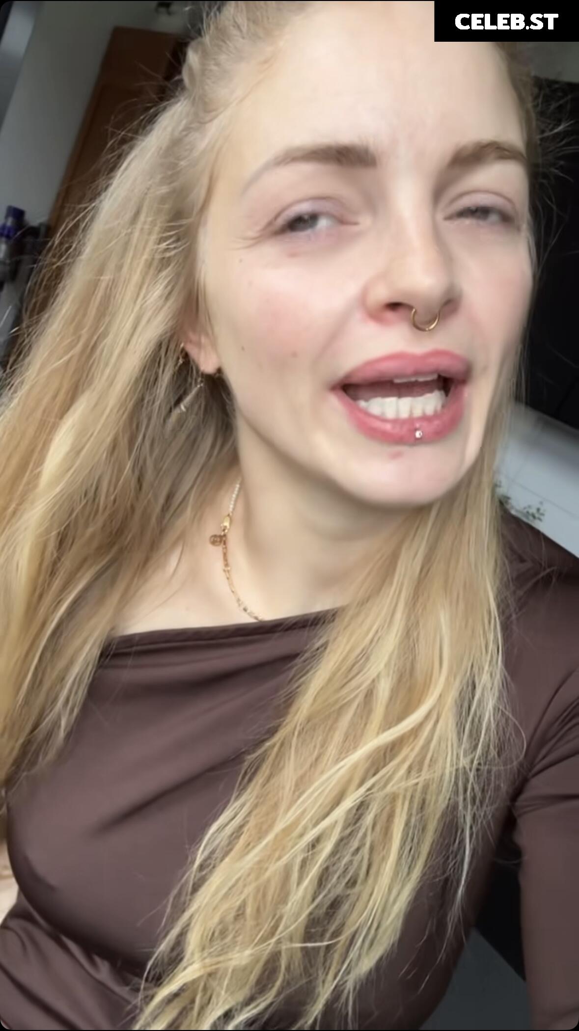 Josephine Welsch Image 3000596