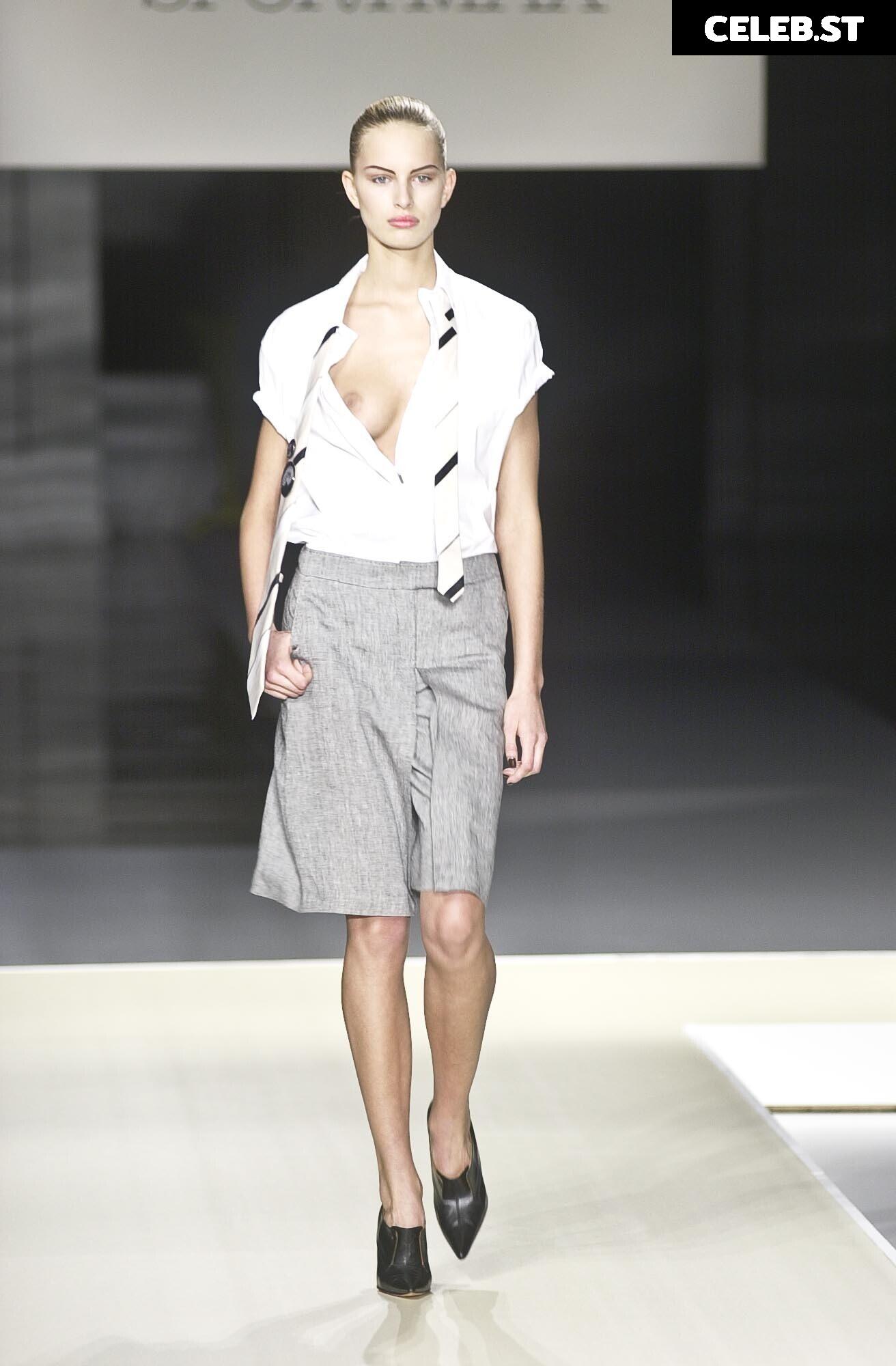 Karolina Kurkova Image 3000971
