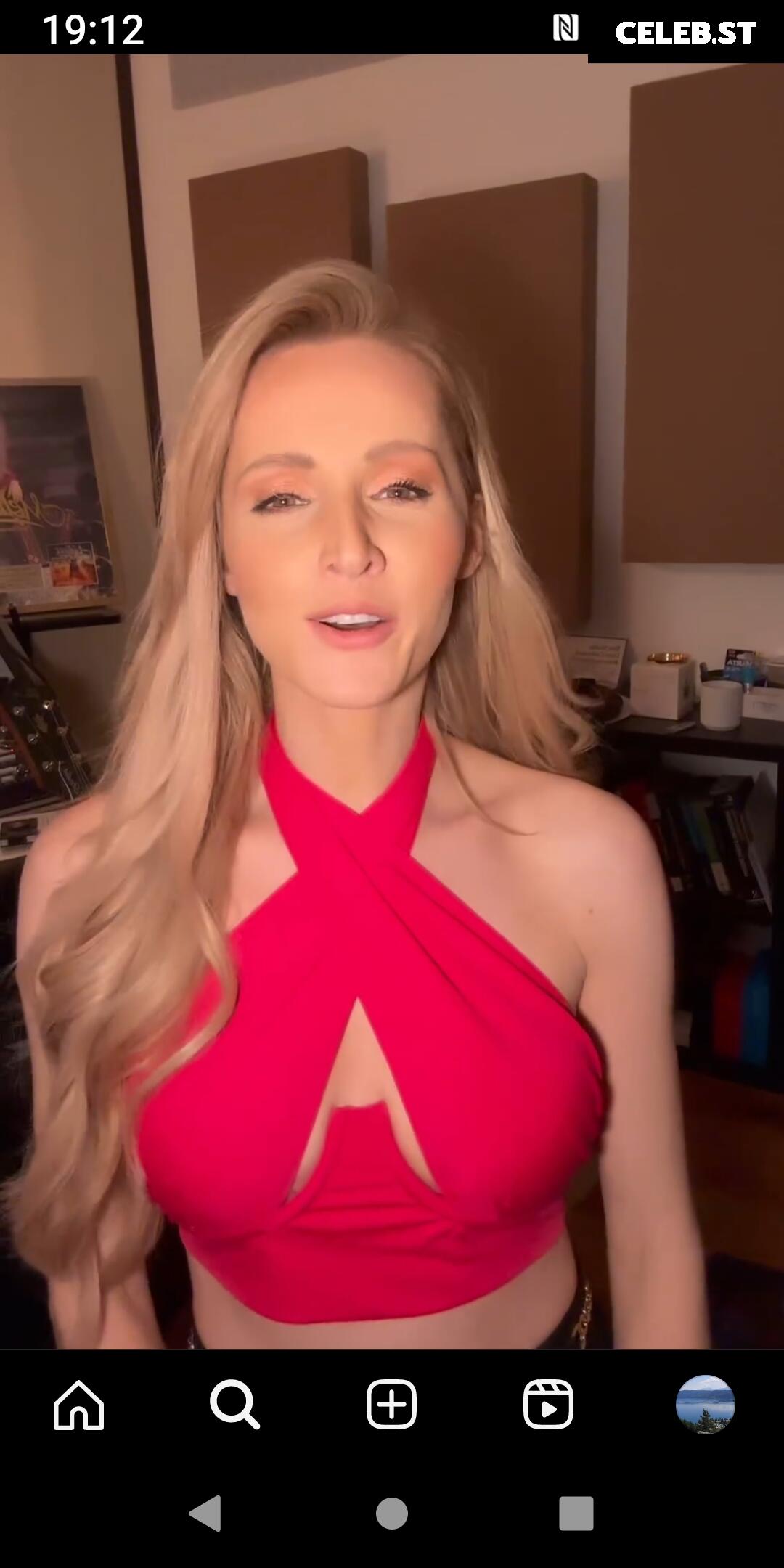 Melissa Naschenweng Image 3008517