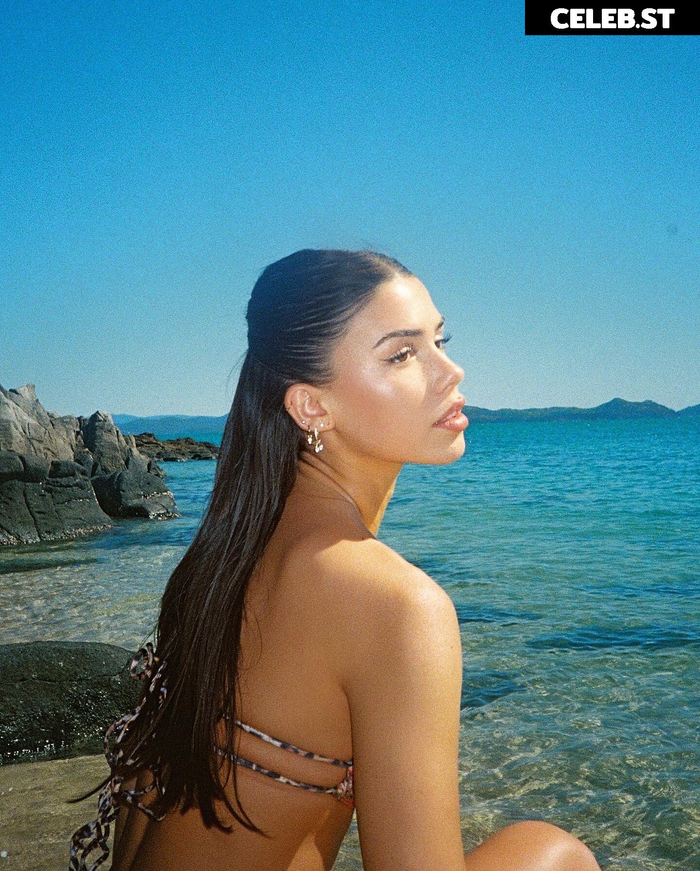 Leah Halton Image 619033