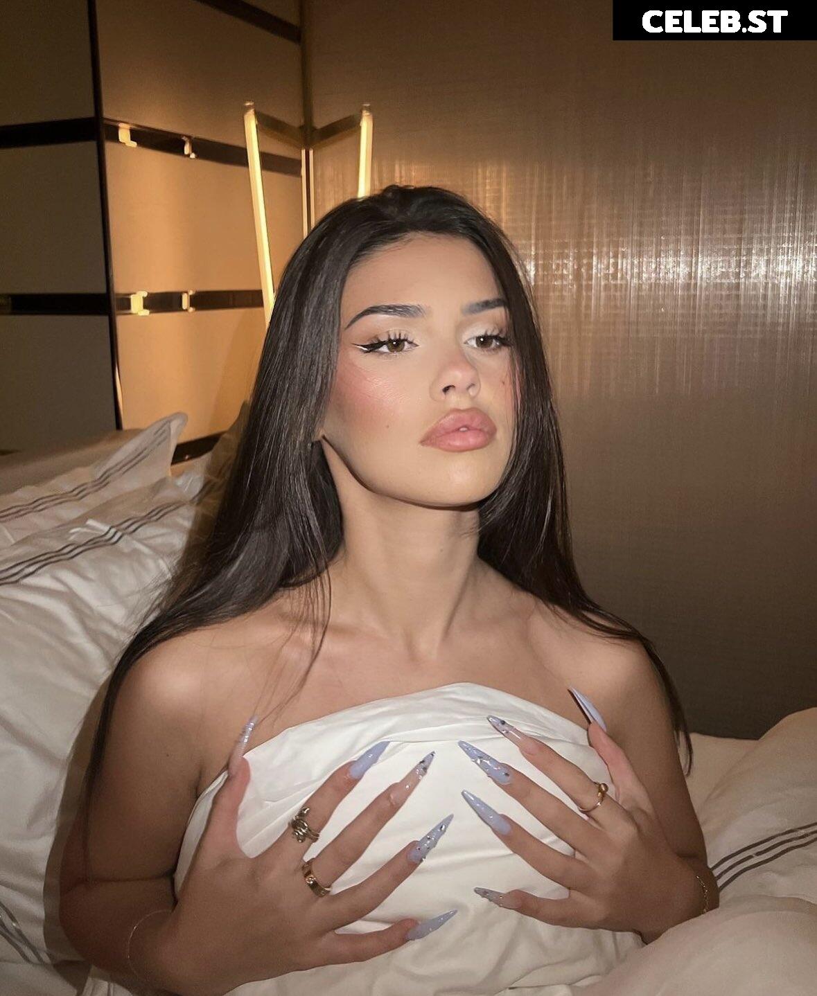 Leah Halton Image 618606