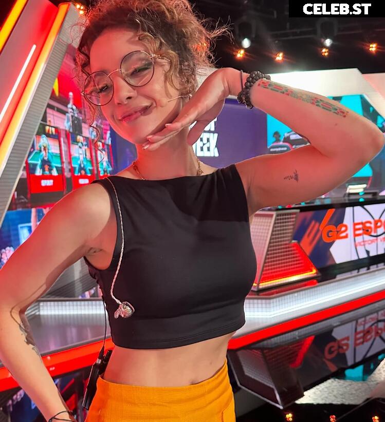 Laure bv Image 617245