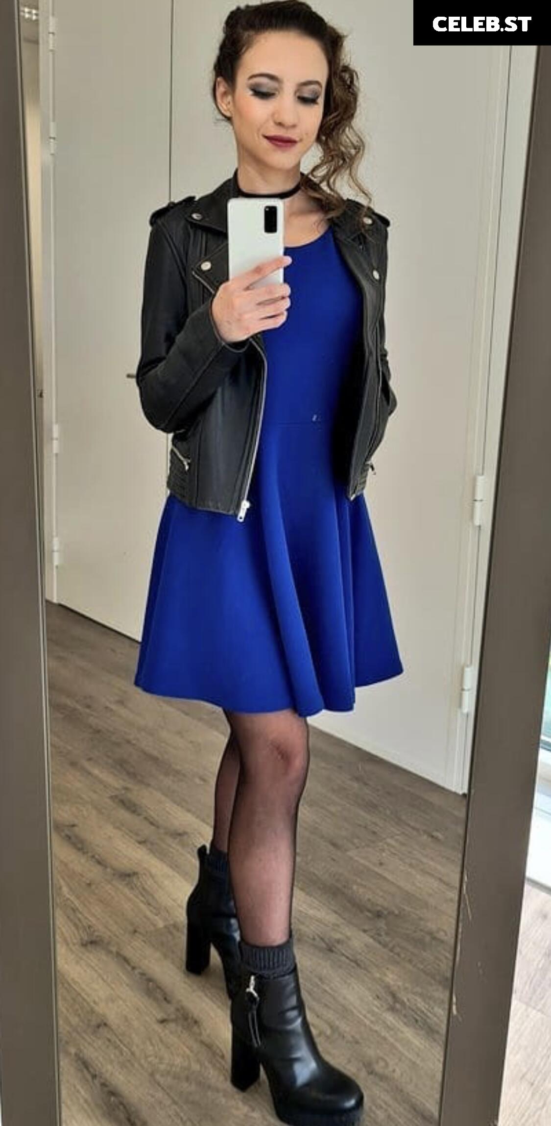 Laure bv Image 616013