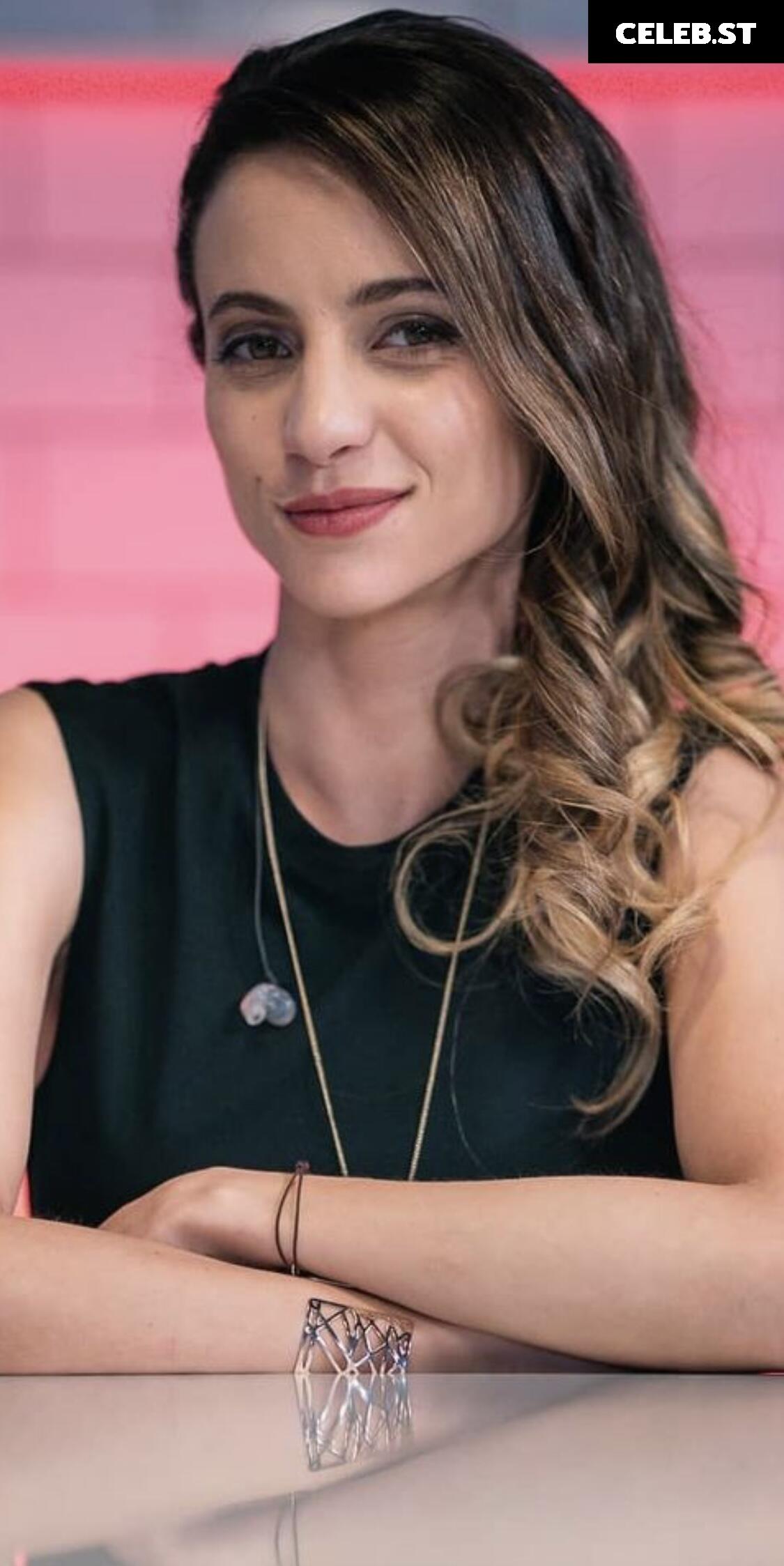 Laure bv Image 615809