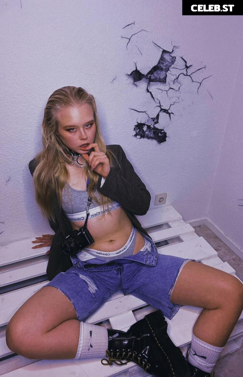 Marieejoan Image 612580