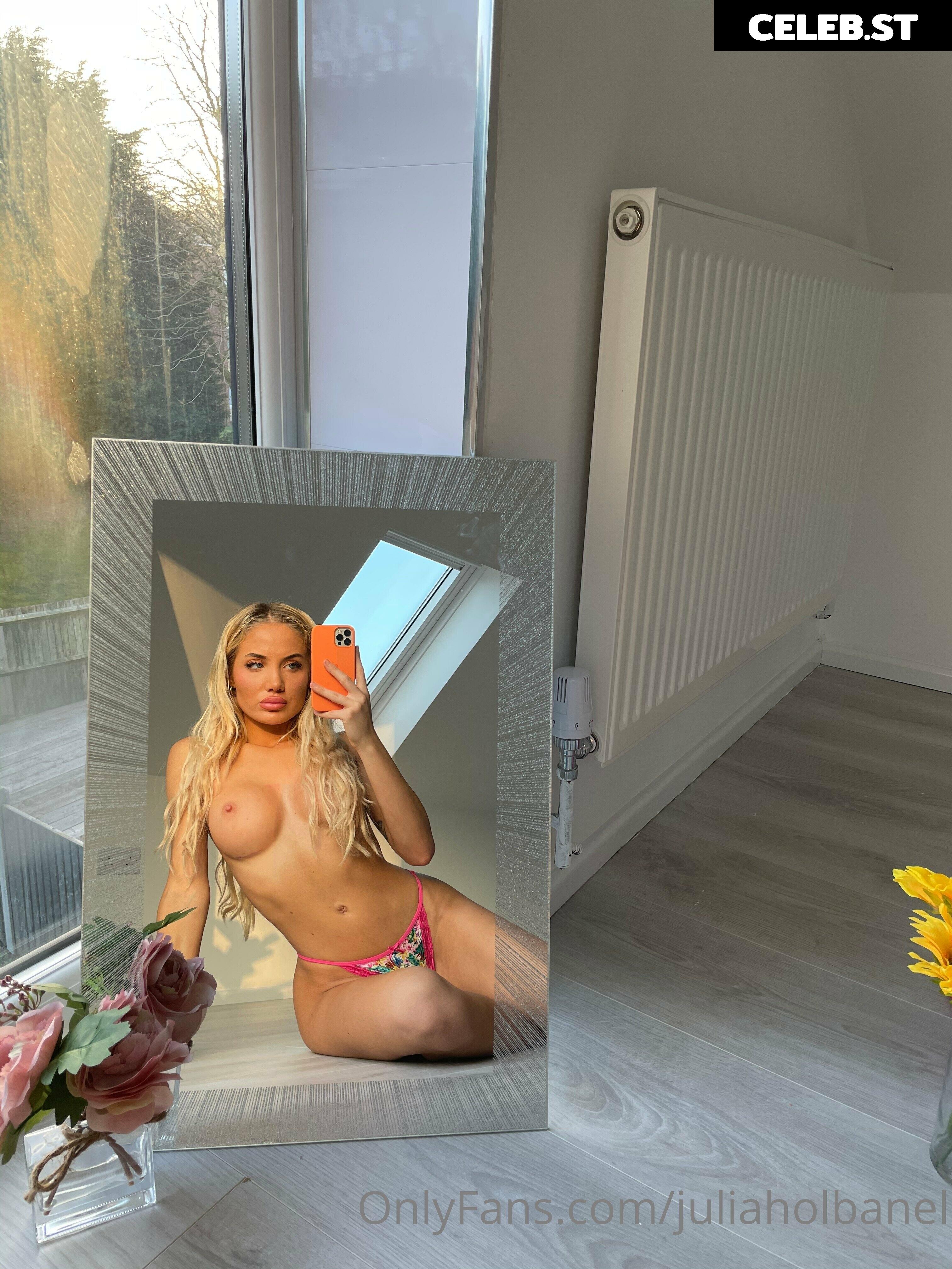 Julia Holbanel Image 612212