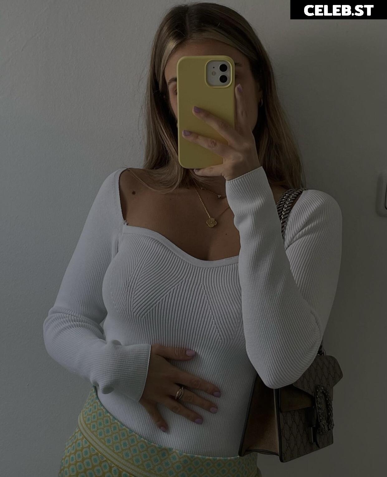 Paula Doeringer Image 612296