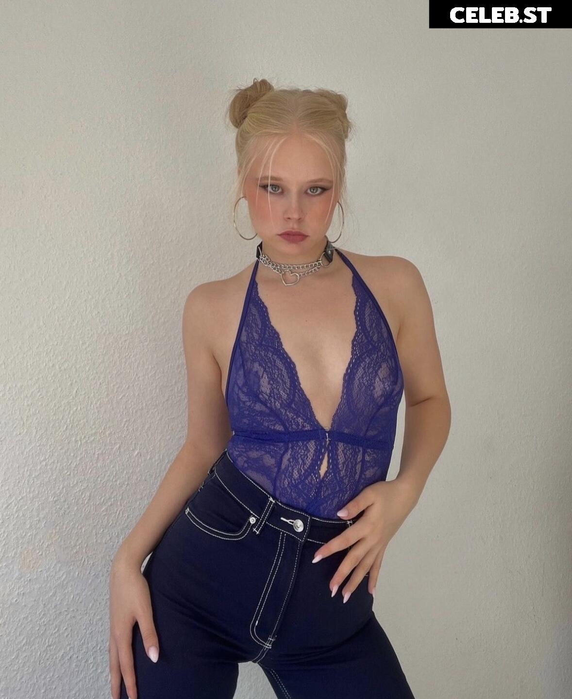 Marieejoan Image 612395