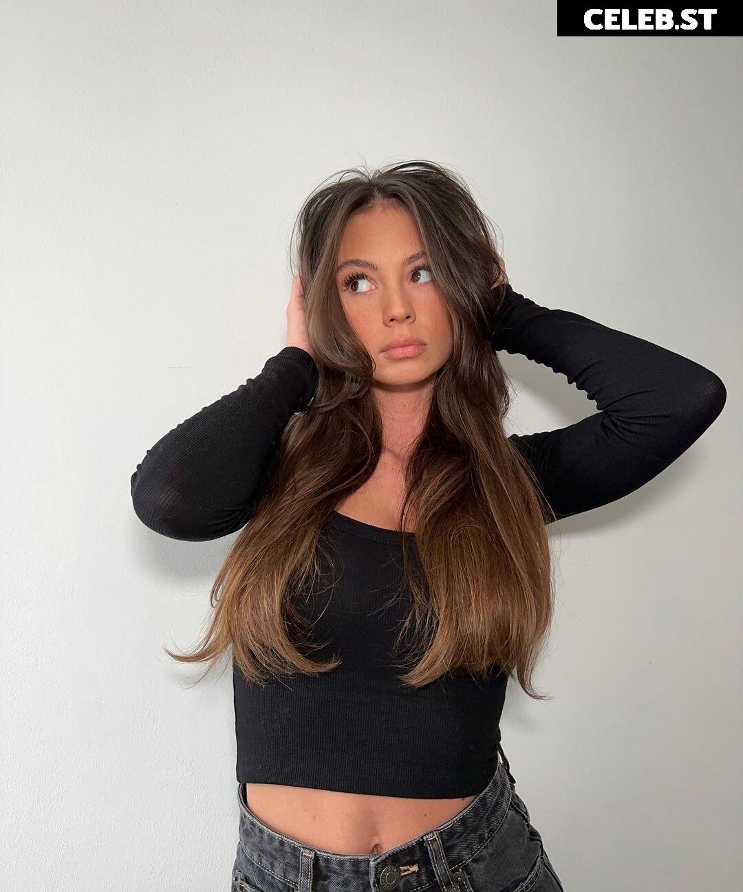 Celina Schacht Image 611242